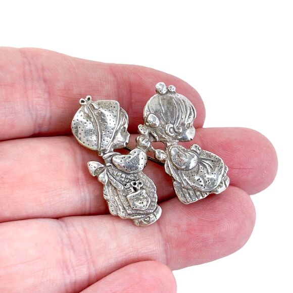 Vintage PMI Mexico Sterling Silver 925 Girls Doing Hair Pin Brooch - Picture 1 of 8
